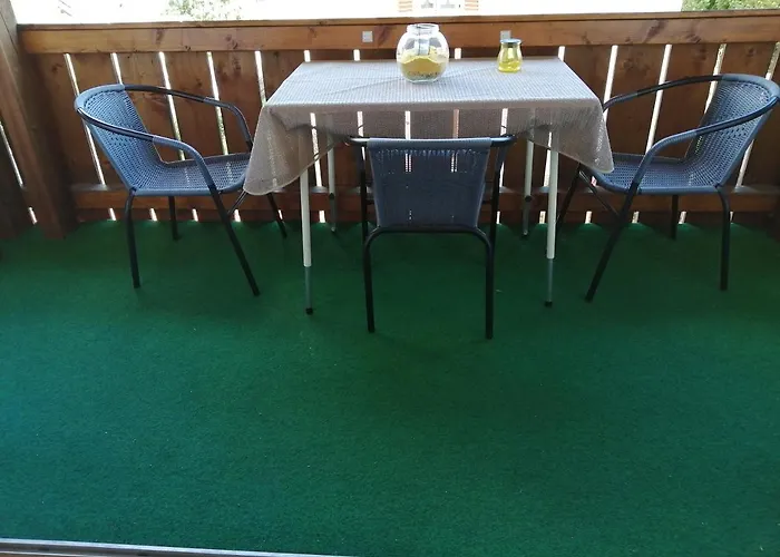 Schöne Wohnung in Deggendorf für 1 bis 5 Personen Foto