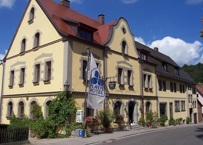 Hotel-Gasthof Die Post Brennerei Frankenhoehe Schillingsfuerst photo