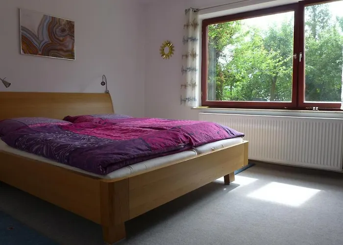 Gemuetliches Zimmer Mit Doppelbett Und Tischtennisraum Tuchenbachの写真