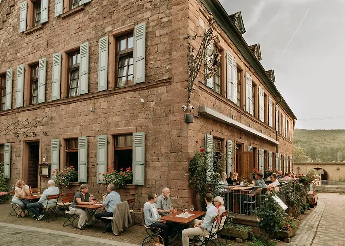 Fraenkischer Gasthof-Hotel Zum Koppen Gemunden am Main photo