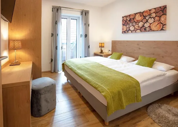 fotos do Ferienwohnungen Kiesenberg Thanstein