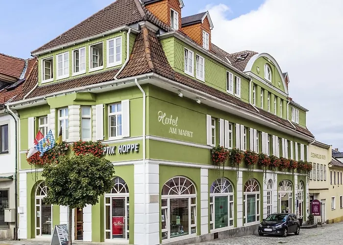 Hotel Garni Am Markt - Businesshotel - Fruehstuecksbuffet - Fahrradabstellplatz - Hunde Willkommen Neustadt bei Coburg photo