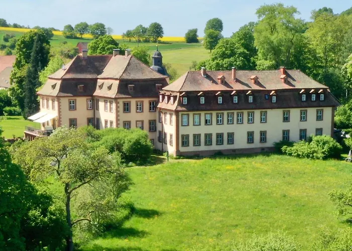 Luxurioese Design Wohnung Am Barockschloss 150 M2 Zeitlofs photo