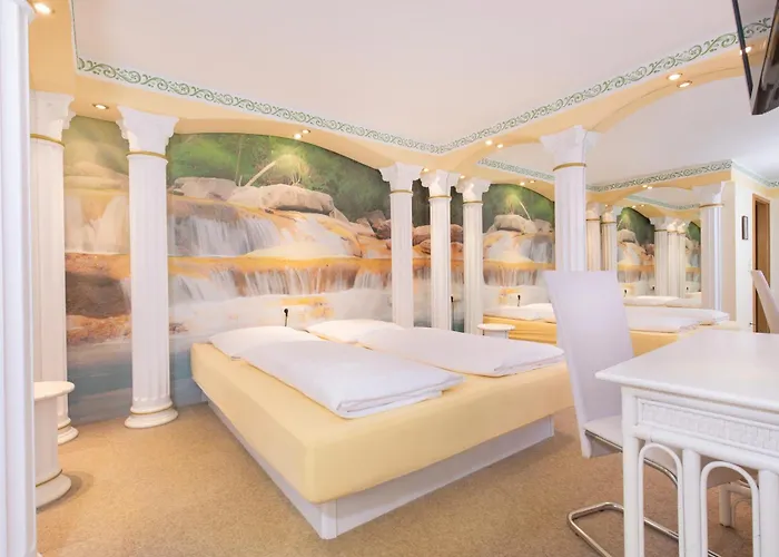 Neu 1001 Nacht Superzimmer Mit Wasserbett Altotting photo