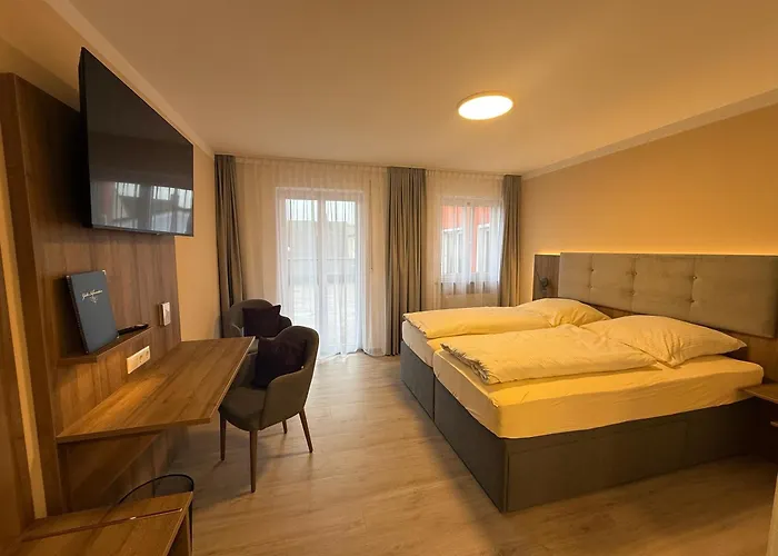 Zur Post Wellness Und Sporthotel Tannesberg photo