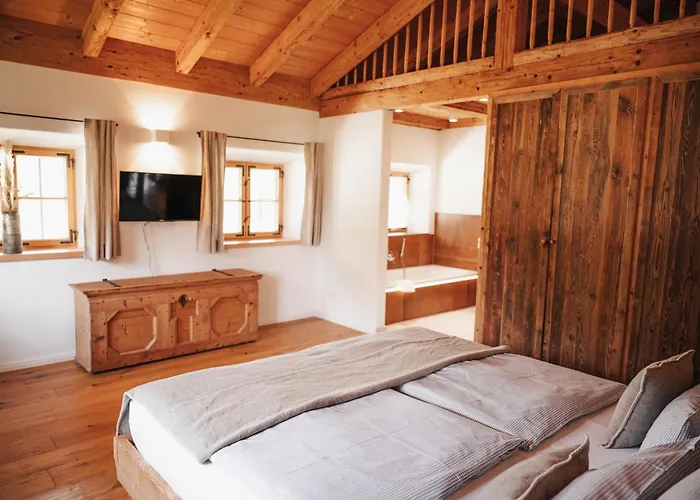 Chalet Zugspitze, Kamin, Tiere Wackersberg 사진