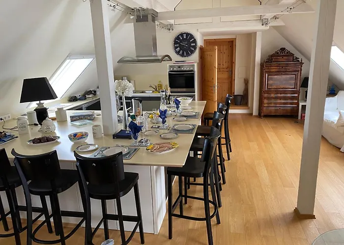 Neu! Luxus Apartment Salgen képek