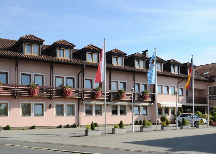 Hotel Vierjahreszeiten Breitenguessbach photo