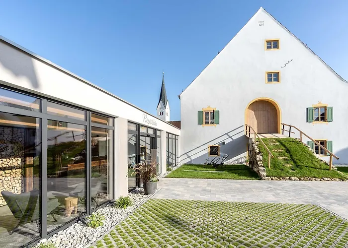 Фото Отель Poeltnerhof Вайльхайм
