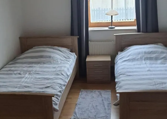 Photo de Handwerker- Ferienwohnung Nur 9 Min Von Landshut Entfernt Ohu