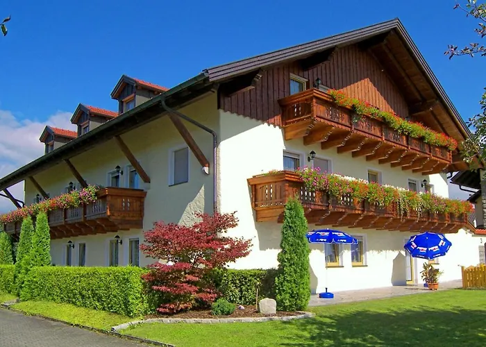 Monteurzimmer Passau Workers Accommodation Zwoelfling photo