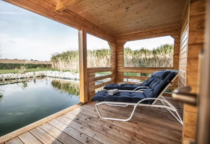 Leiblfing Traumhaftes Ferienhaus Mit Sauna & Schwimmteich תמונה