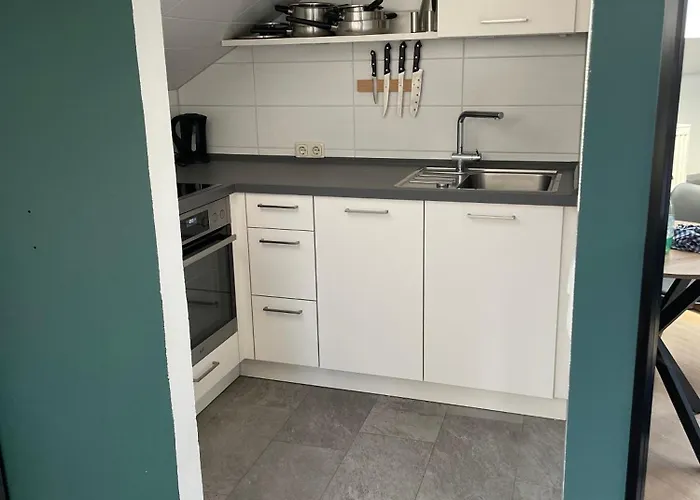 Moderne Ferienwohnung Mit Balkon Und Klima Neufraunhofenの写真