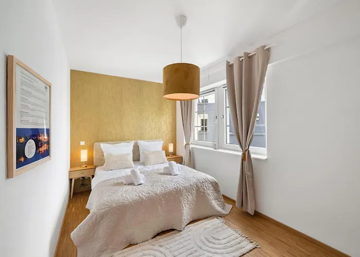 Stay Cozy - Das Studio - Boxspringbett- Beste Lage - 4P Aschaffenburg képek