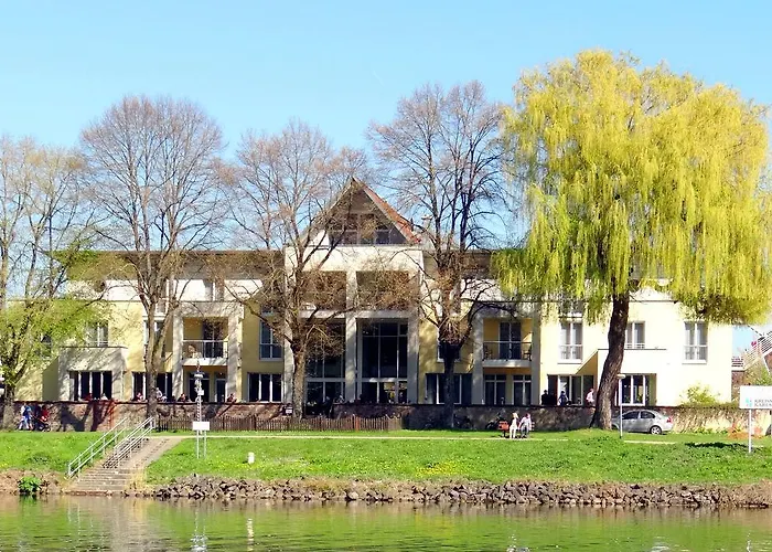 Hotel Mainpromenade ***S Karlstadt photo
