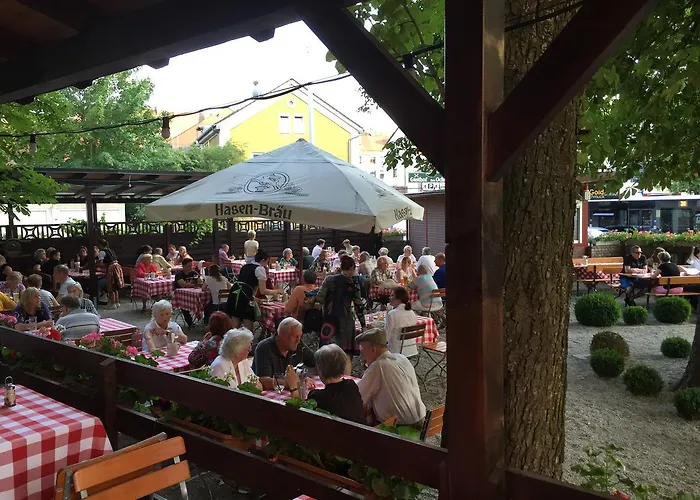 Zum Ochsen Hotel Stadtbergen photo
