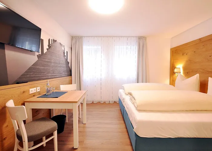 Gaestehaus Zur Krone Waltenhofen photo