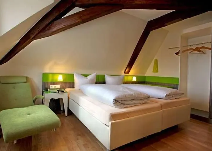 Goldener Adler Hotel Sulzheim  photo